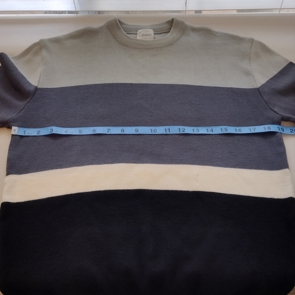 Bogner Women's Vintage 100% New Wool Pullover Long Sleeve Sweater Size XL - Picture 9 of 13